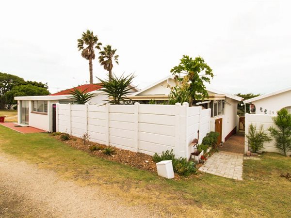 2 Bedroom Townhouse 2 Bedroom Townhouse
