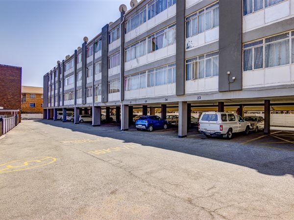 3 Bed Apartment in Kempton Park Central