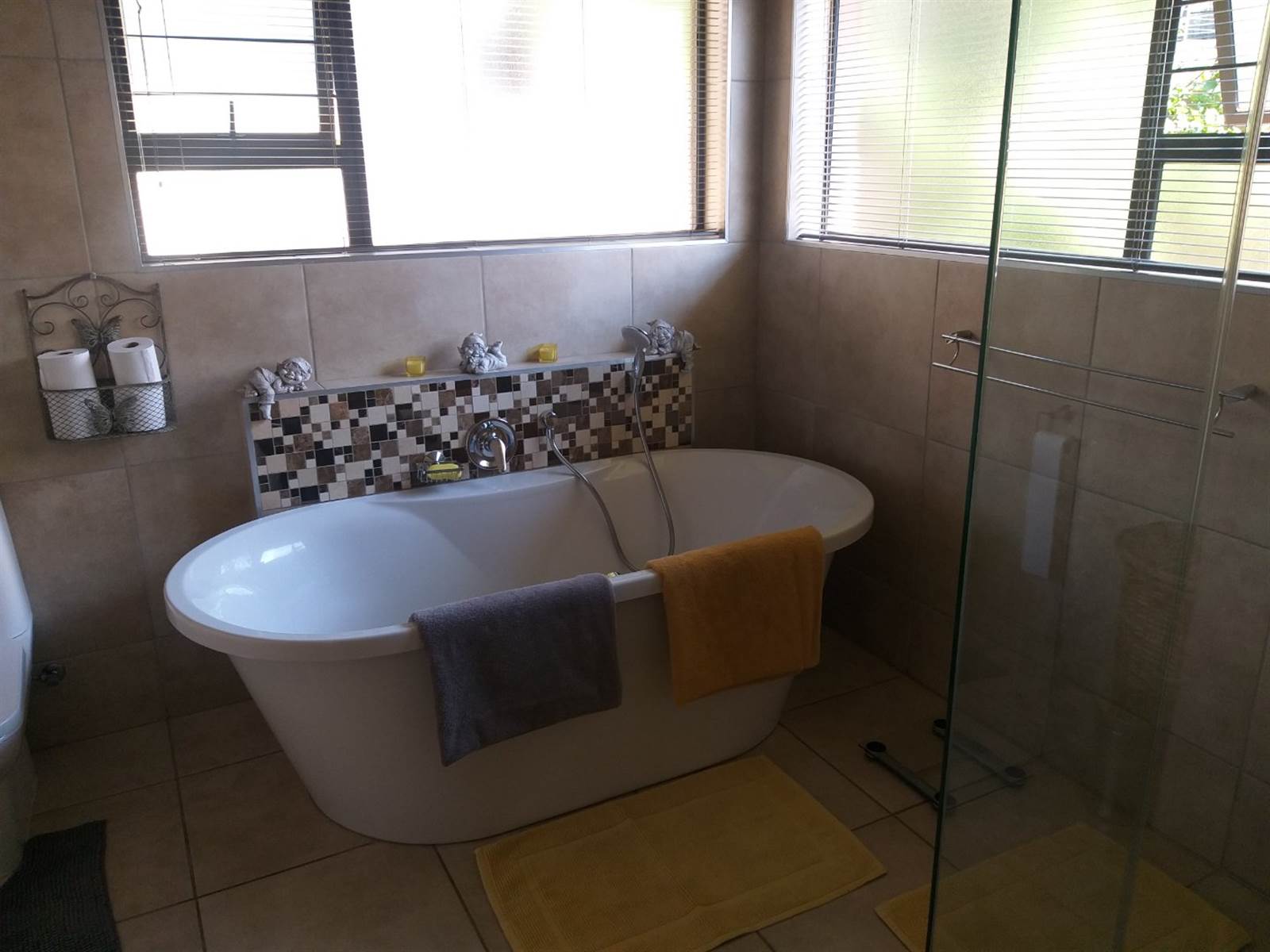 3 Bed House in Zambezi Country Estate photo number 7