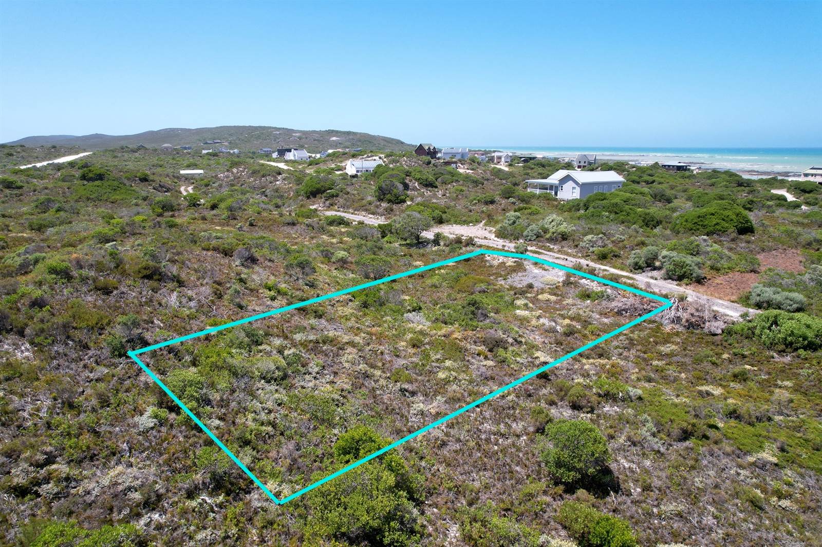 766 m² Land available in Suiderstrand photo number 3