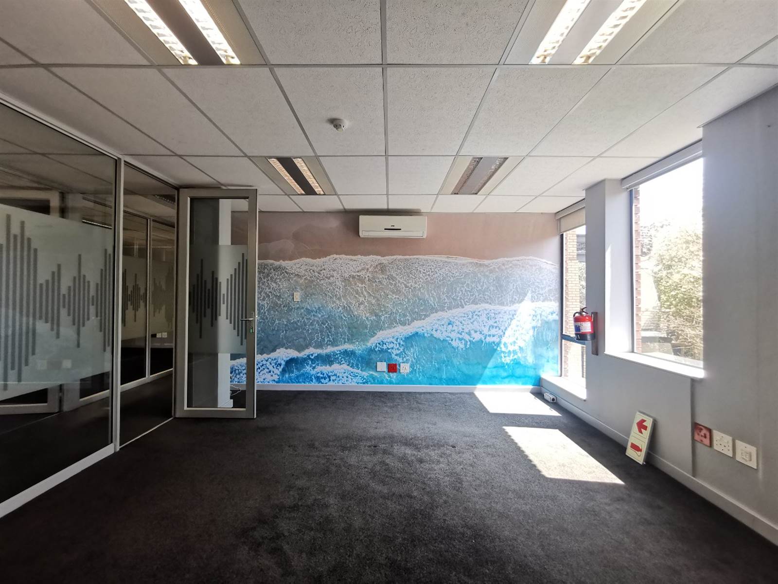 723  m² Office Space in Constantia Kloof photo number 6