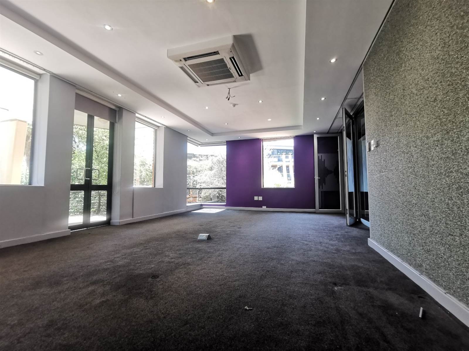723  m² Office Space in Constantia Kloof photo number 17