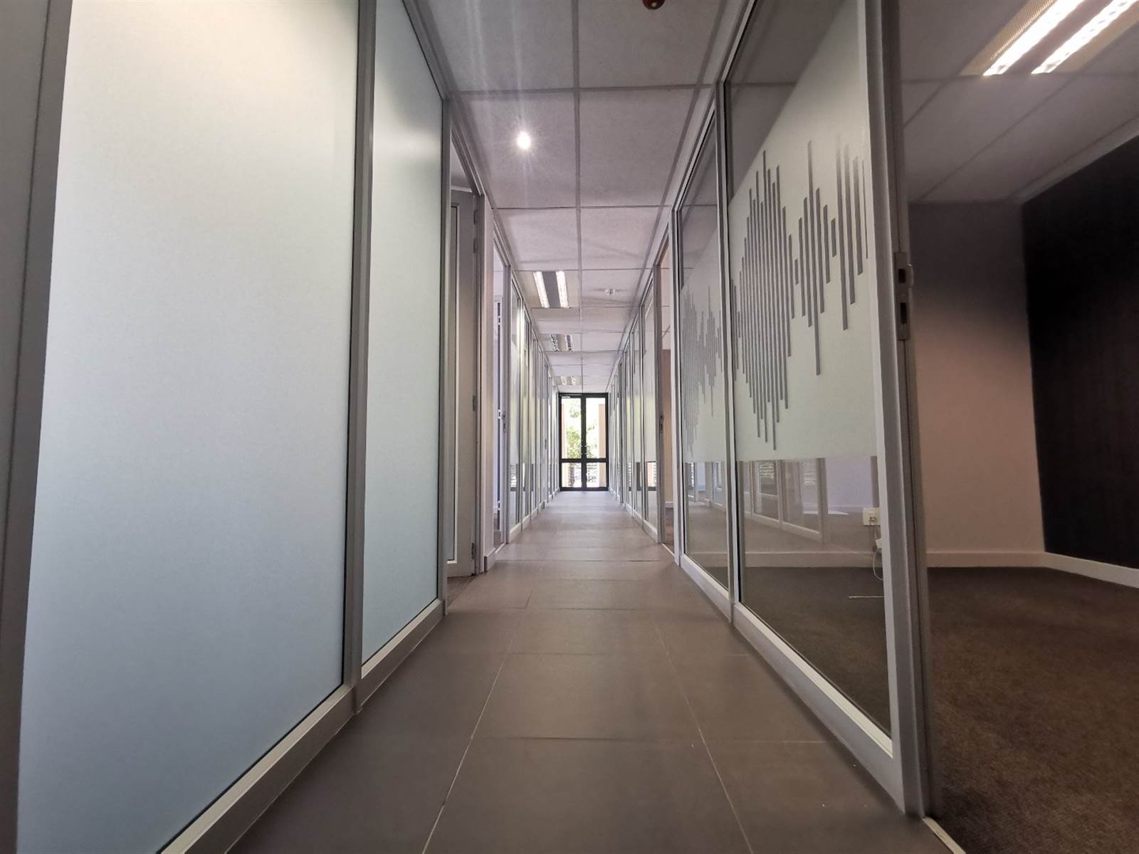 723  m² Office Space in Constantia Kloof photo number 1