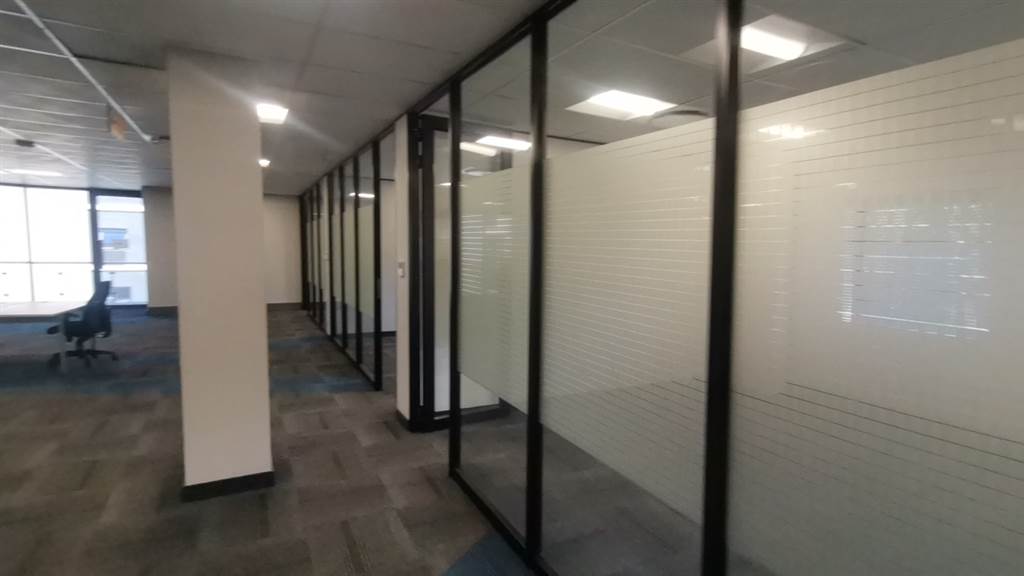 448  m² Commercial space in Parktown photo number 16