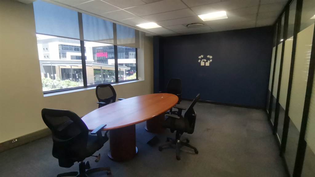448  m² Commercial space in Parktown photo number 28