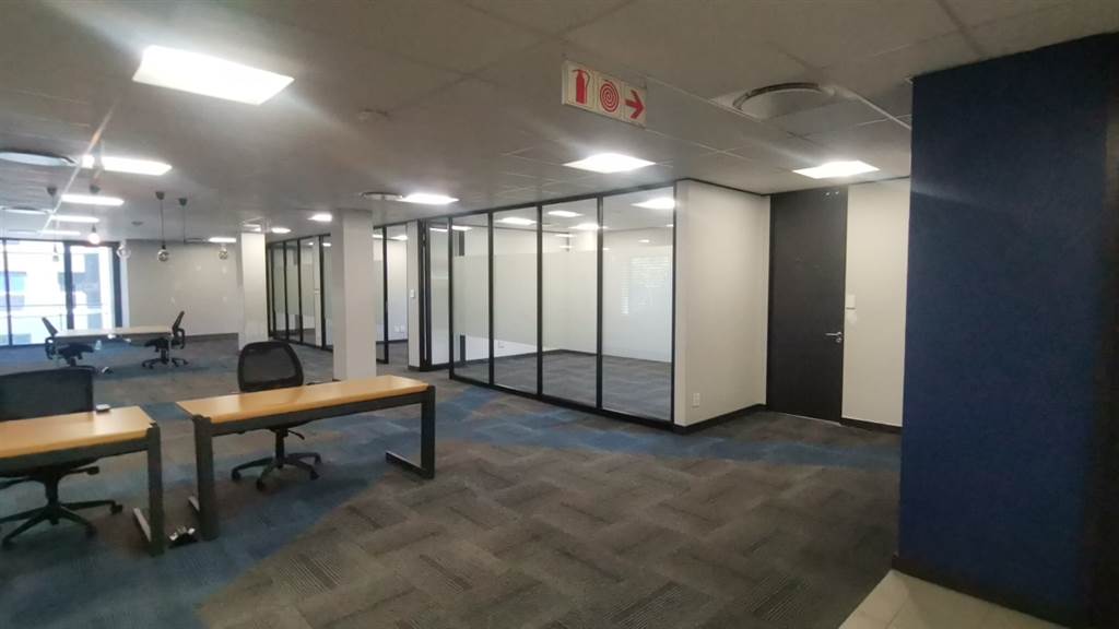 448  m² Commercial space in Parktown photo number 15