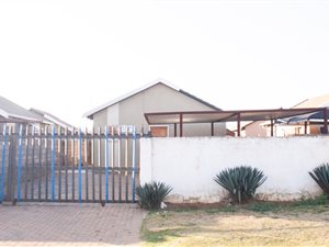 2 Bed House in Windmill Park