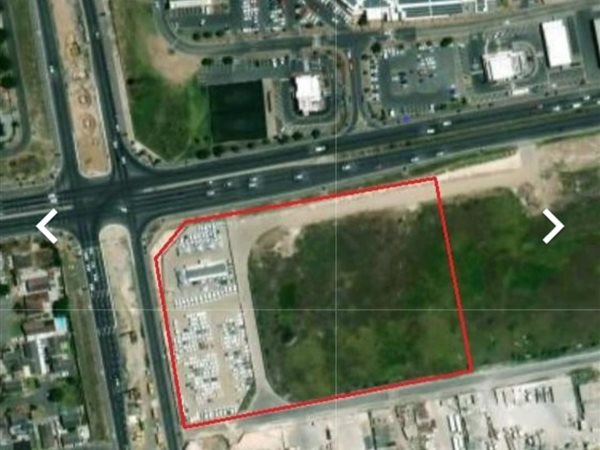 2.3 ha Land available in Philippi