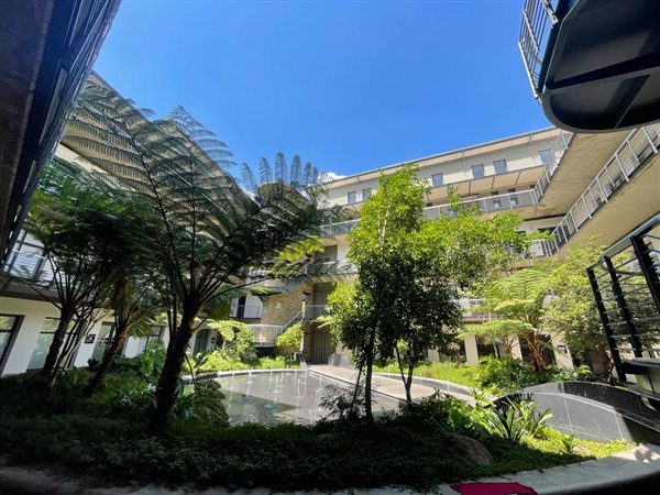 167  m² Commercial space in Melrose Arch
