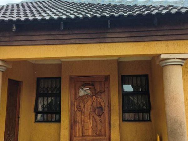 4 Bedroom House 4 Bedroom House