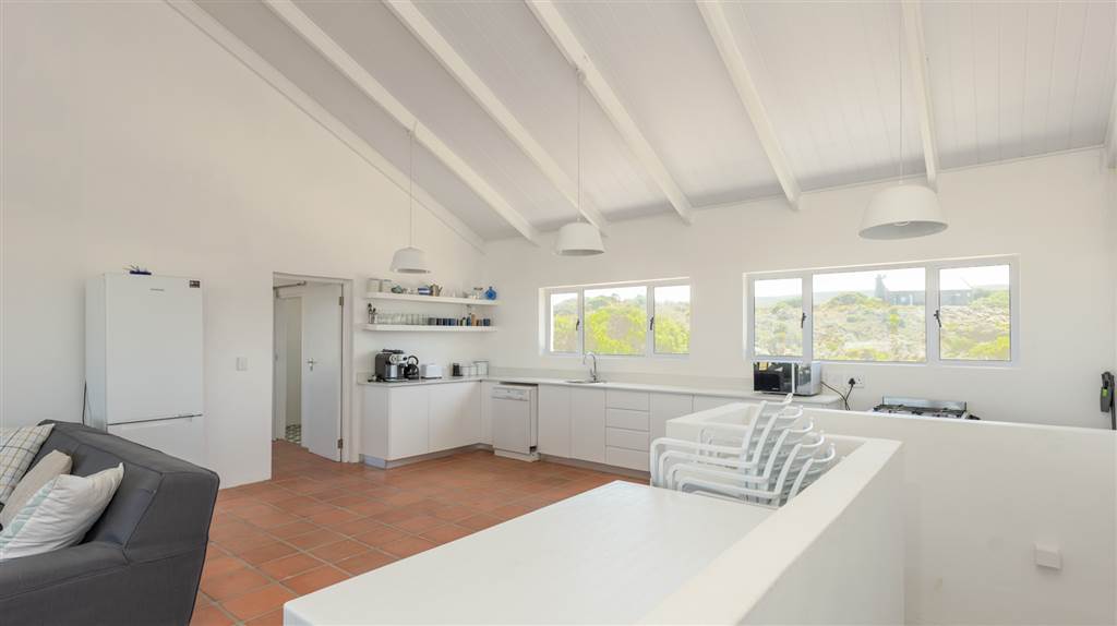 4 Bed House in Suiderstrand photo number 13