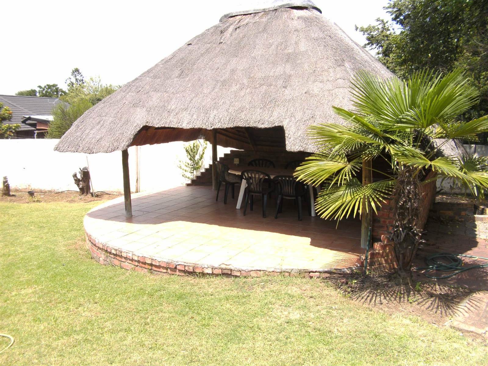 4 Bed House in Jukskei Park photo number 15