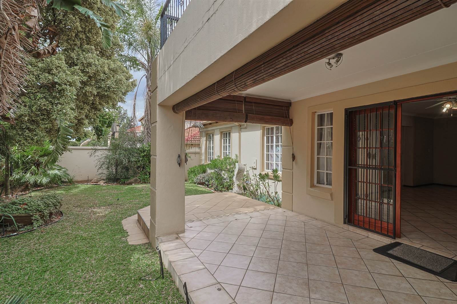 4 Bed Townhouse in Olivedale photo number 3