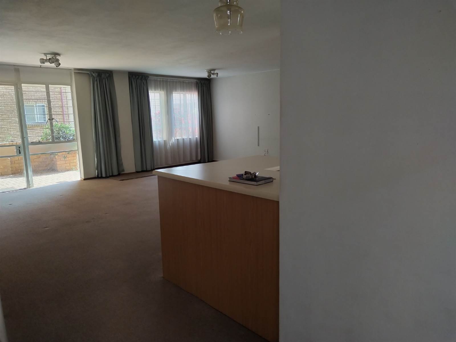 2 Bed Apartment in Lynnwood photo number 6