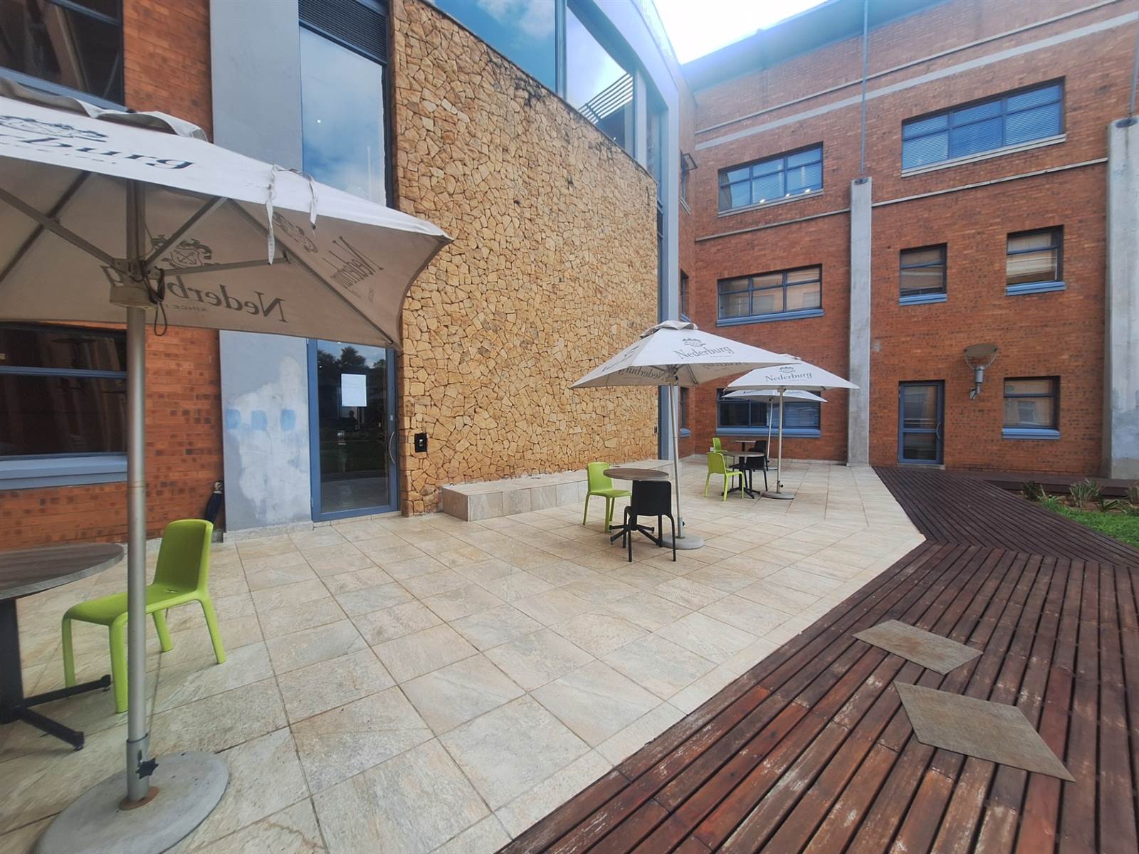 82  m² Office Space in Centurion CBD photo number 10