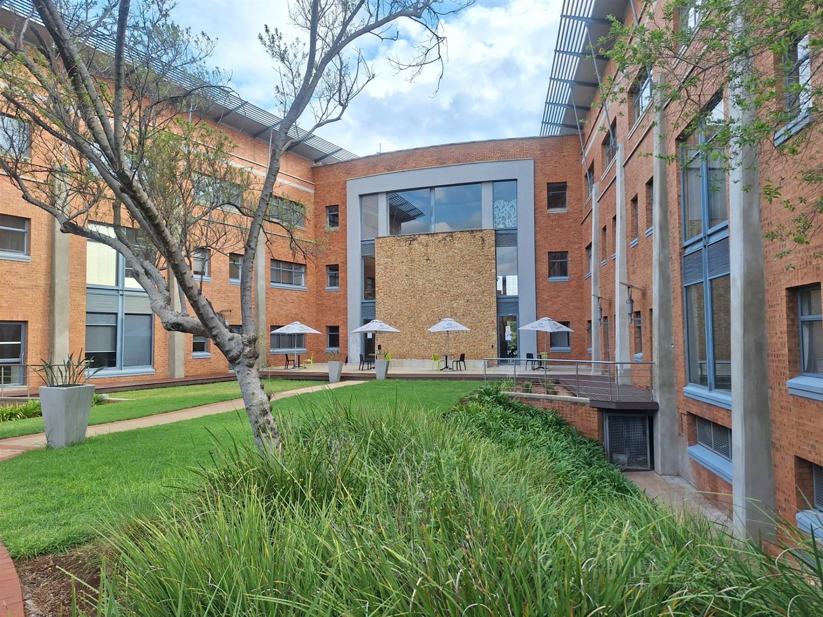 82  m² Office Space in Centurion CBD photo number 9