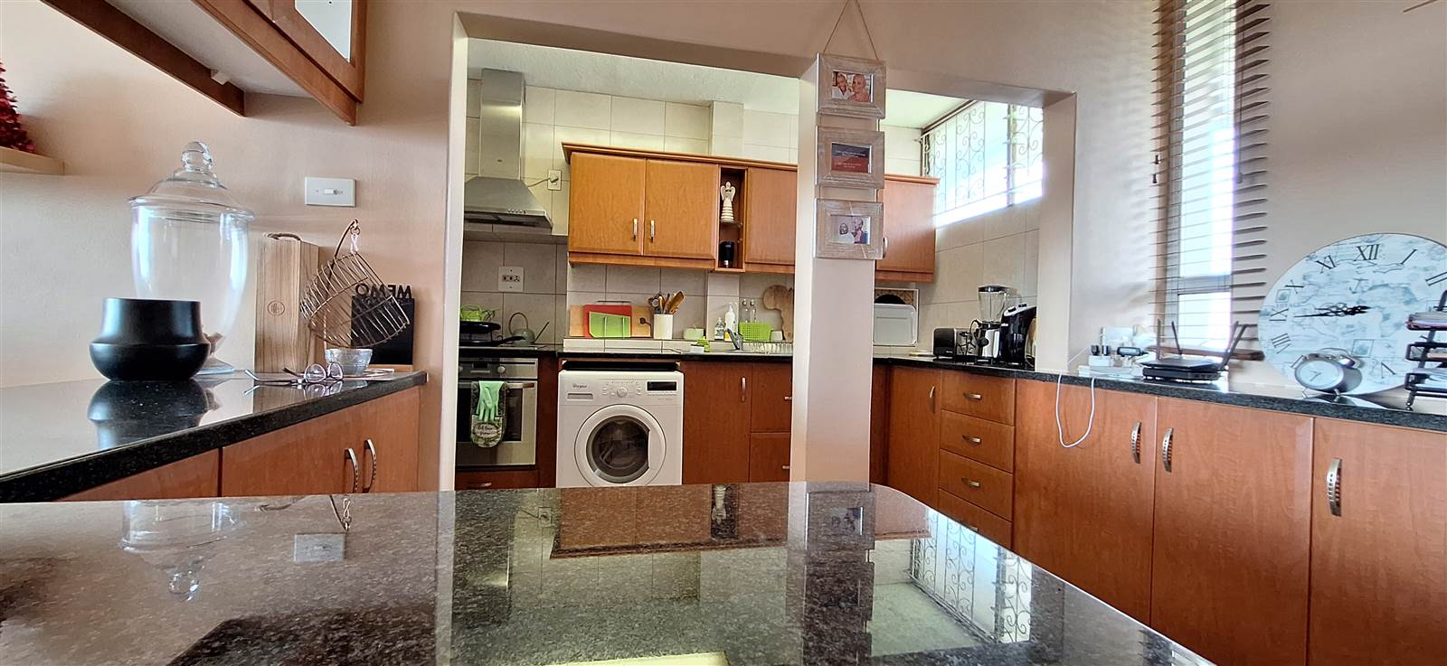 1 Bed Apartment in Musgrave photo number 2
