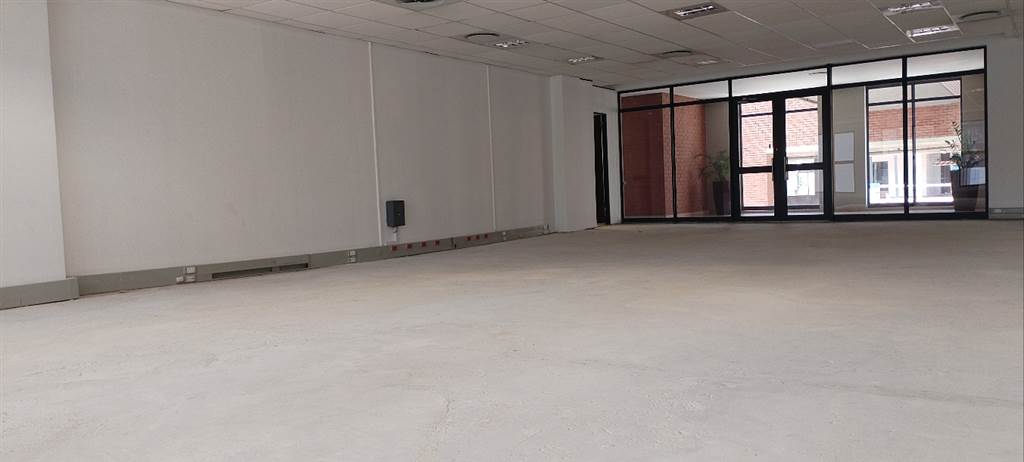 197  m² Office Space in Umhlanga Ridge photo number 1