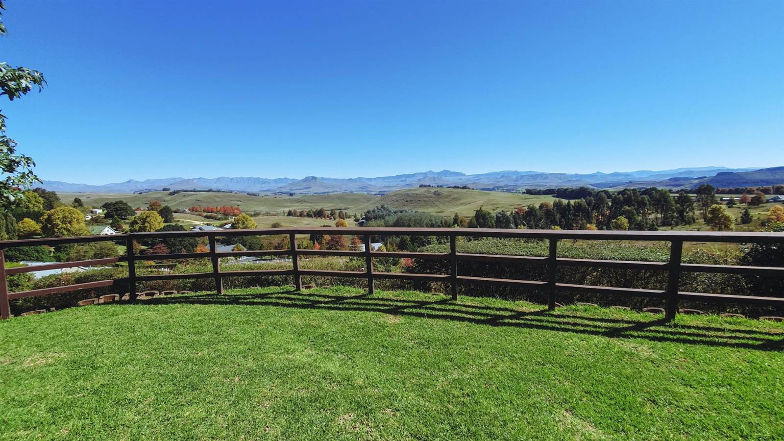 5 Bed House in Underberg photo number 4