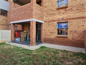 2 Bed Apartment in Heuweloord