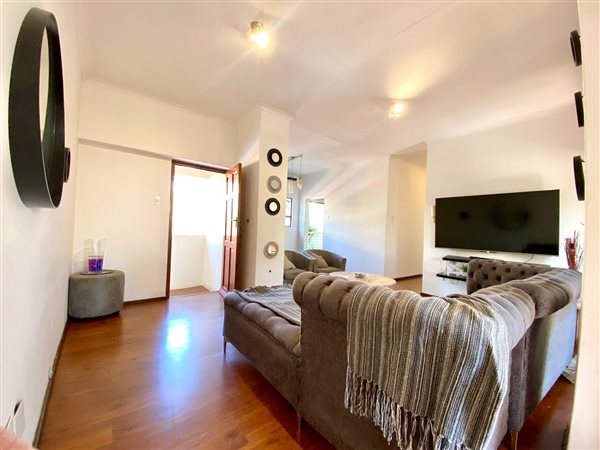 3 Bedroom Apartment 3 Bedroom Apartment