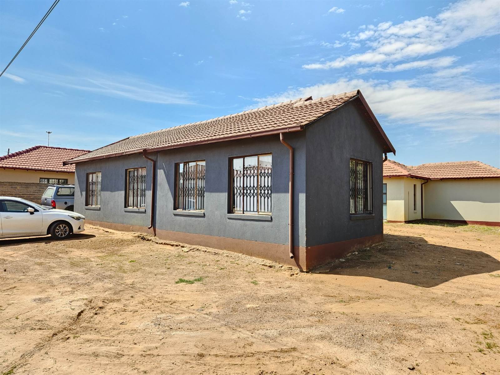 3 Bed House in Pimville photo number 1