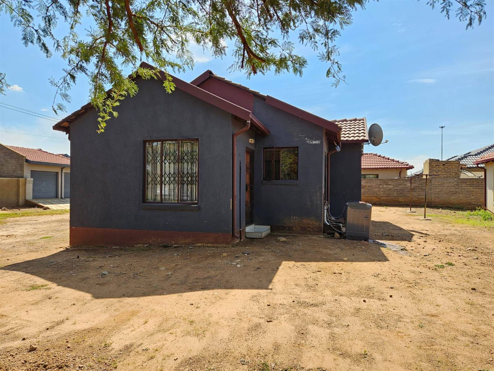 3 Bed House in Pimville photo number 17