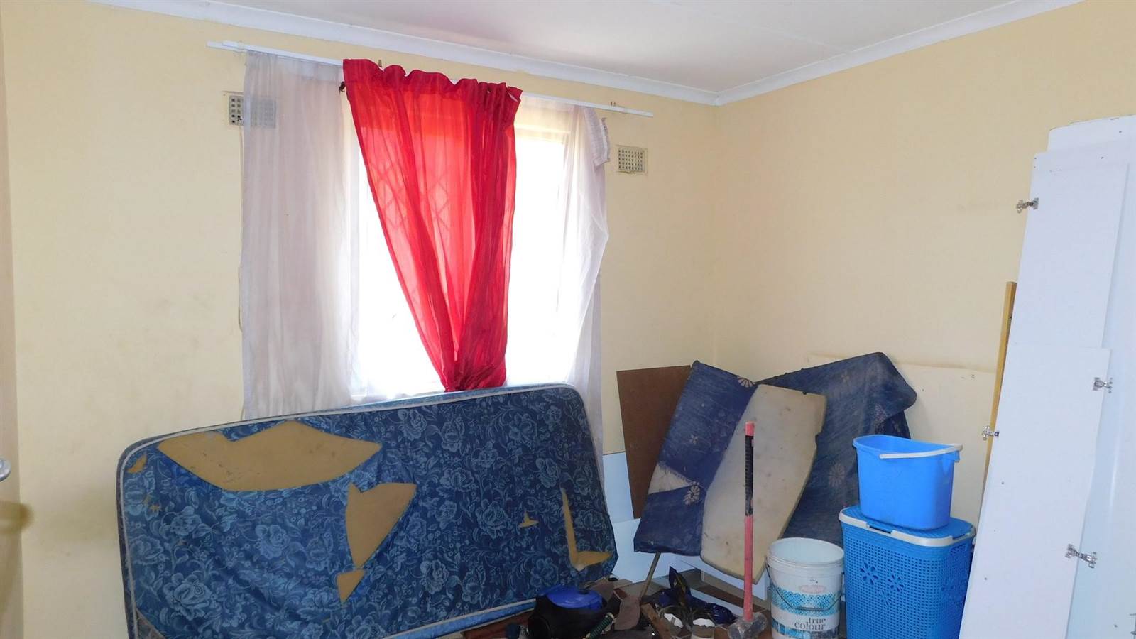 3 Bed House in Umlazi photo number 15