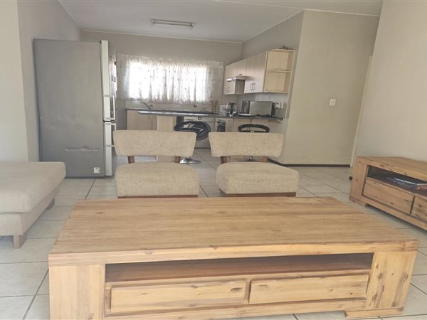 2 Bed Apartment in Rynfield AH
