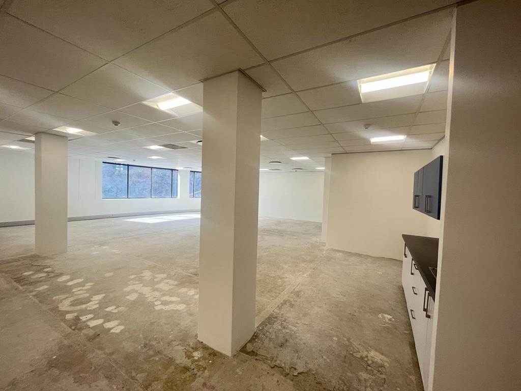 590  m² Commercial space in Parktown photo number 4