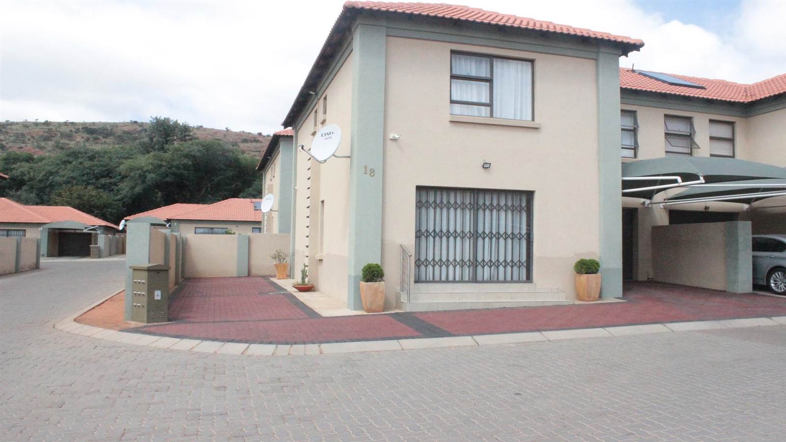 3 Bed Townhouse in Amandasig photo number 1