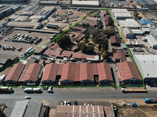 7 236 m² Industrial space 7 236 m² Industrial space