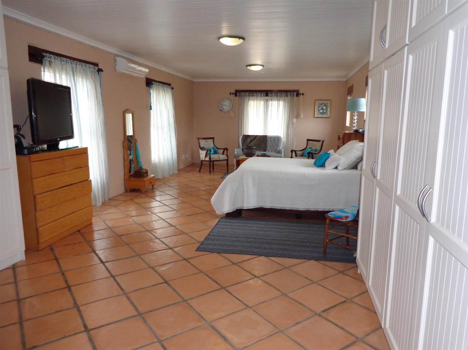 3 Bed House in Swellendam photo number 30