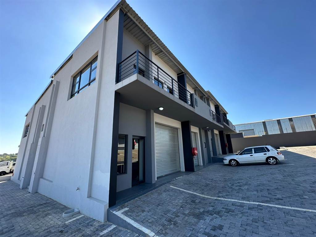 82  m² Industrial space in Clayville photo number 15