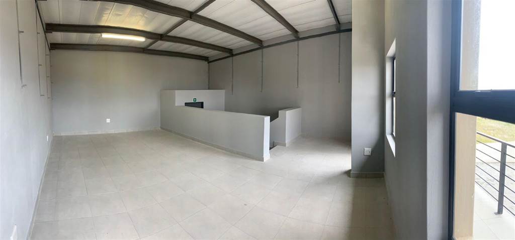 82  m² Industrial space in Clayville photo number 6