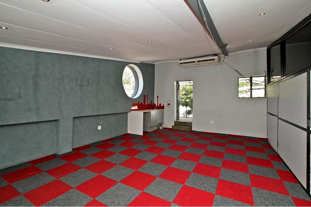 354  m² Commercial space in Braamfontein Werf photo number 19