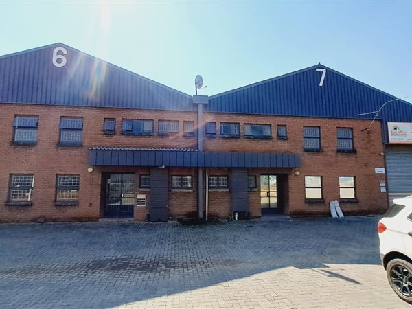 635 m² Industrial space 635 m² Industrial space