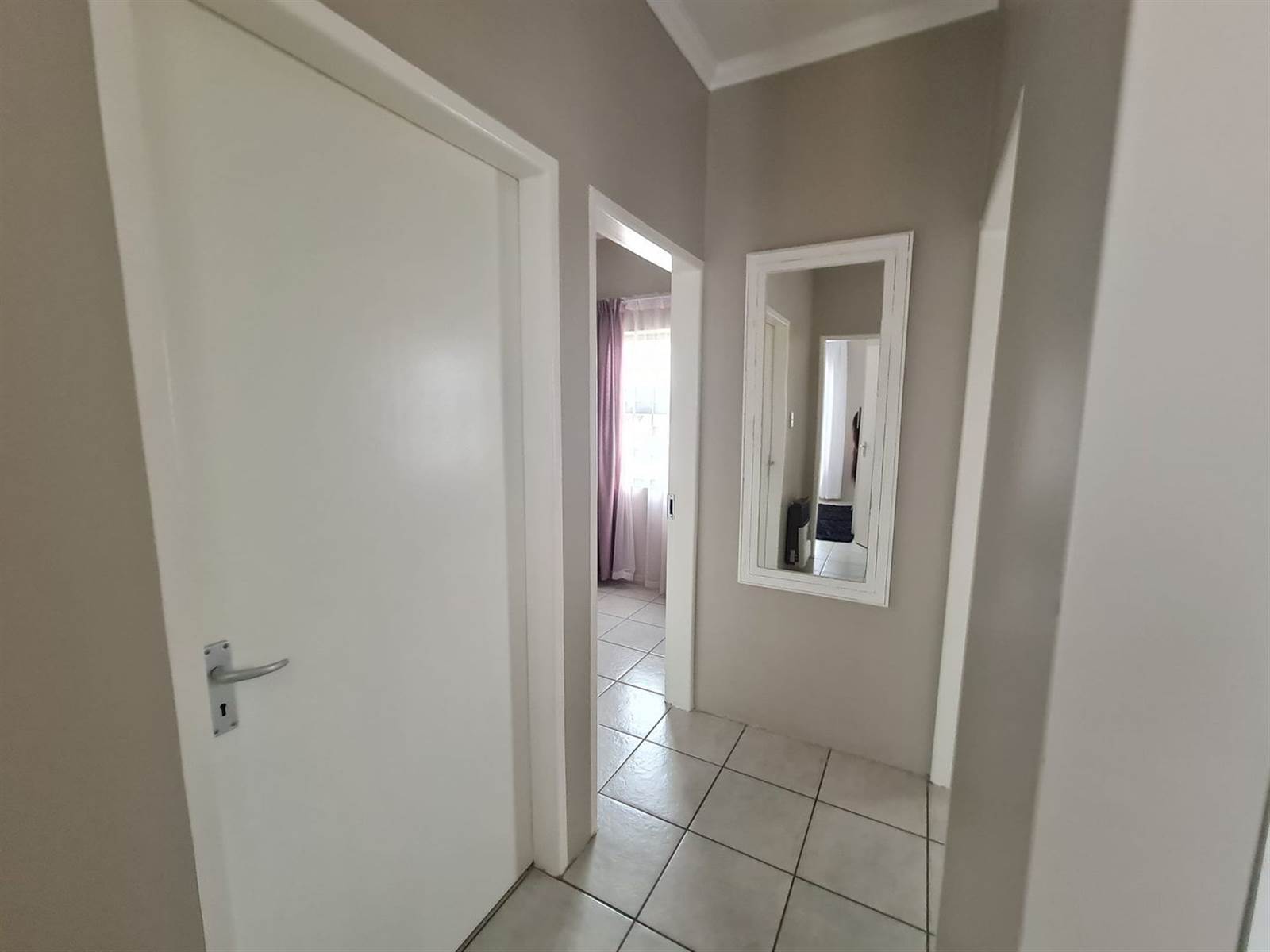 3 Bed Townhouse in Trichardt photo number 5
