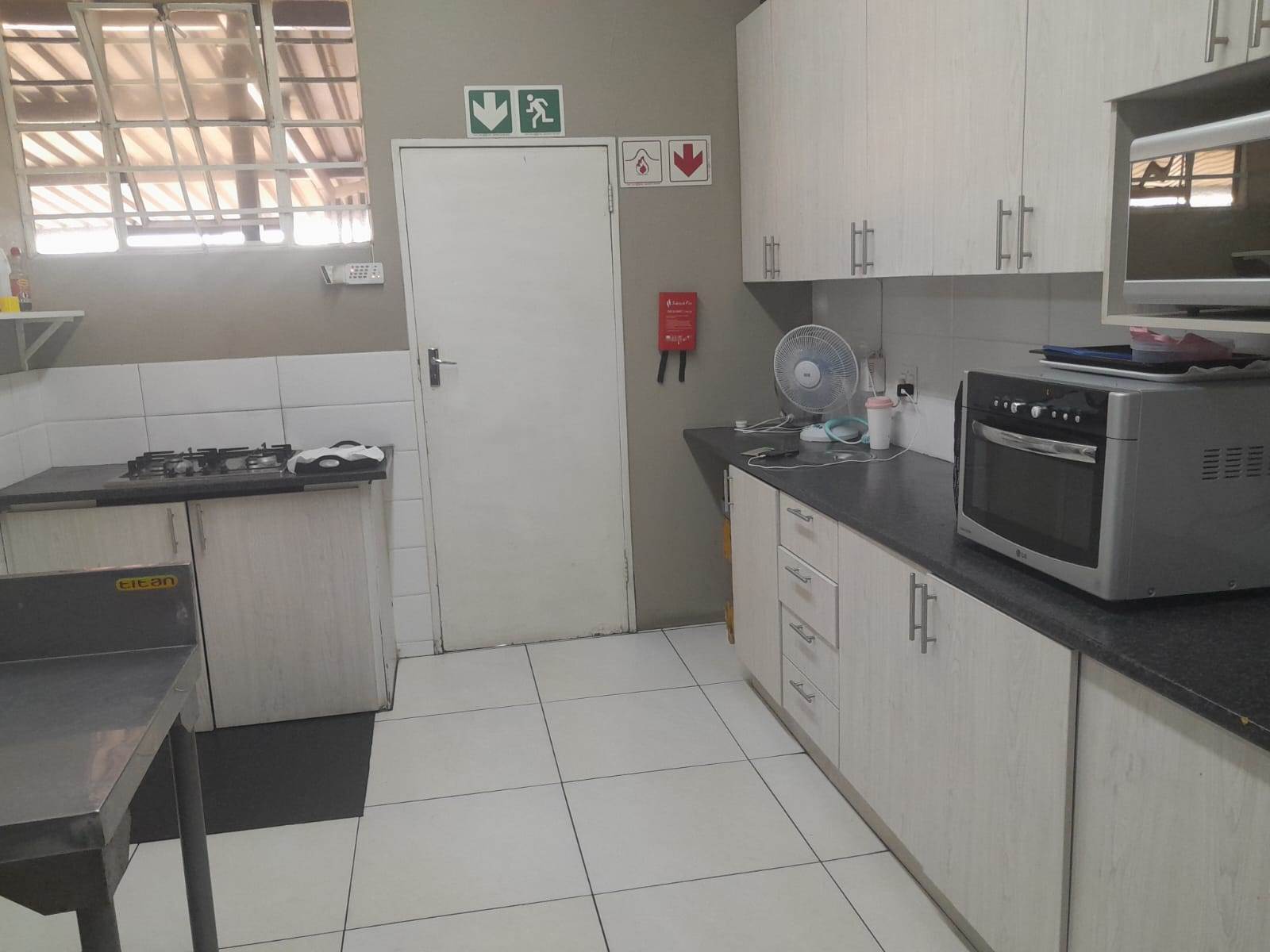 120  m² Commercial space in Alberton photo number 10
