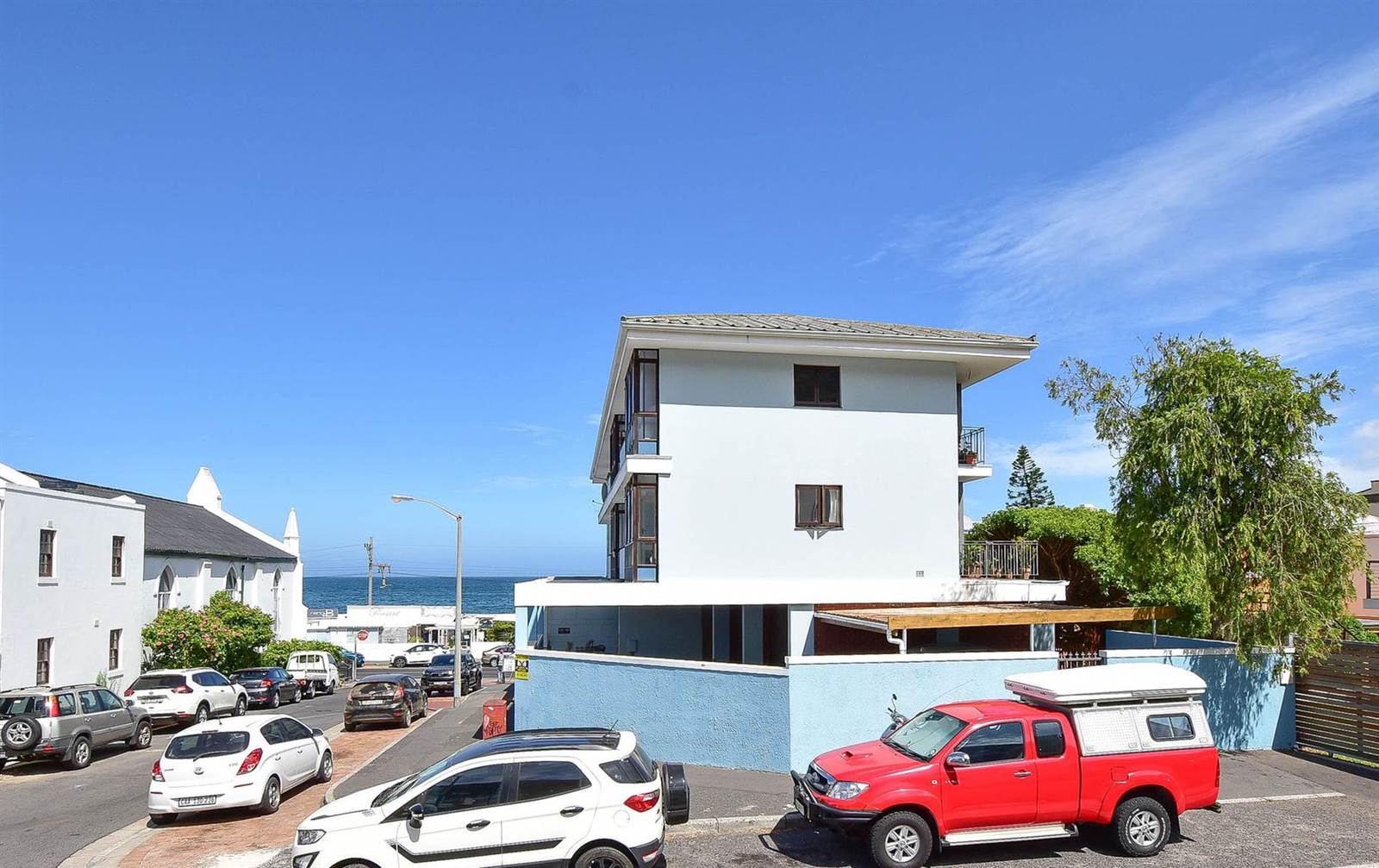 1 Bed Apartment in Kalk Bay photo number 24