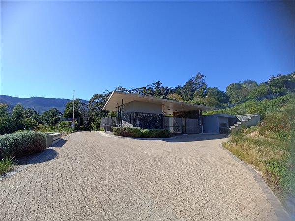 683 m² Land available in Hout Bay and surrounds