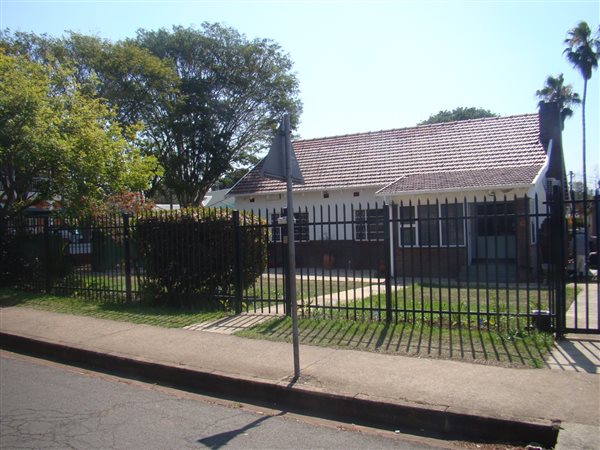 105  m² Commercial space in Scottsville