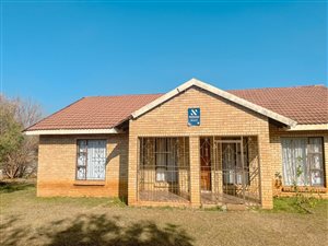 3 Bed House in Amajuba Park