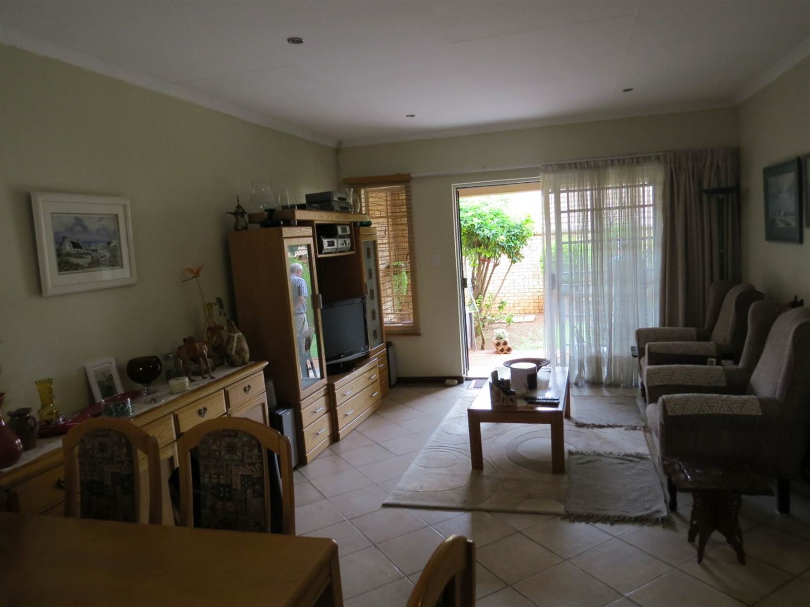 2 Bed Townhouse in Monavoni photo number 3