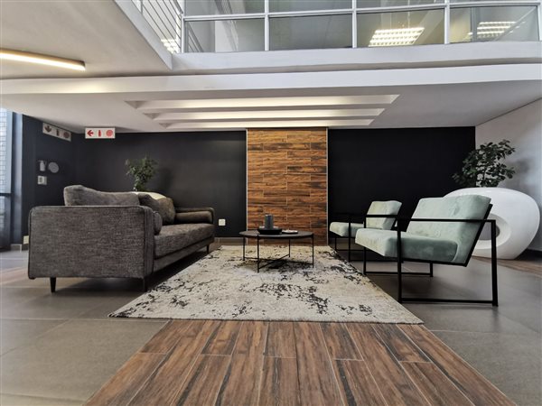 364  m² Office Space in Cresta