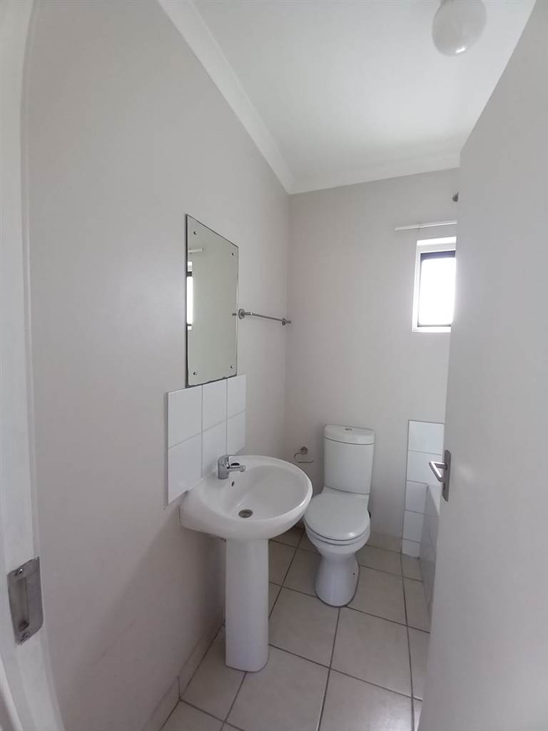 1 Bed Apartment in Maitland photo number 9