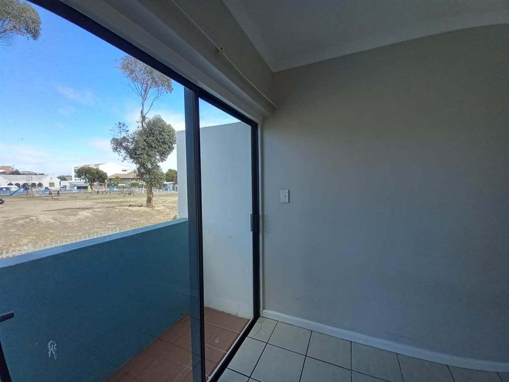 1 Bed Apartment in Maitland photo number 8