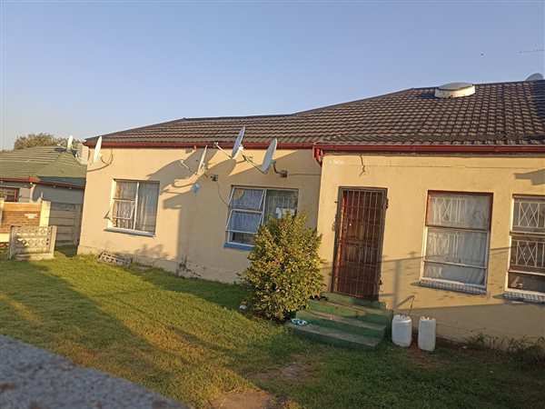 4 Bed House in Brakpan North