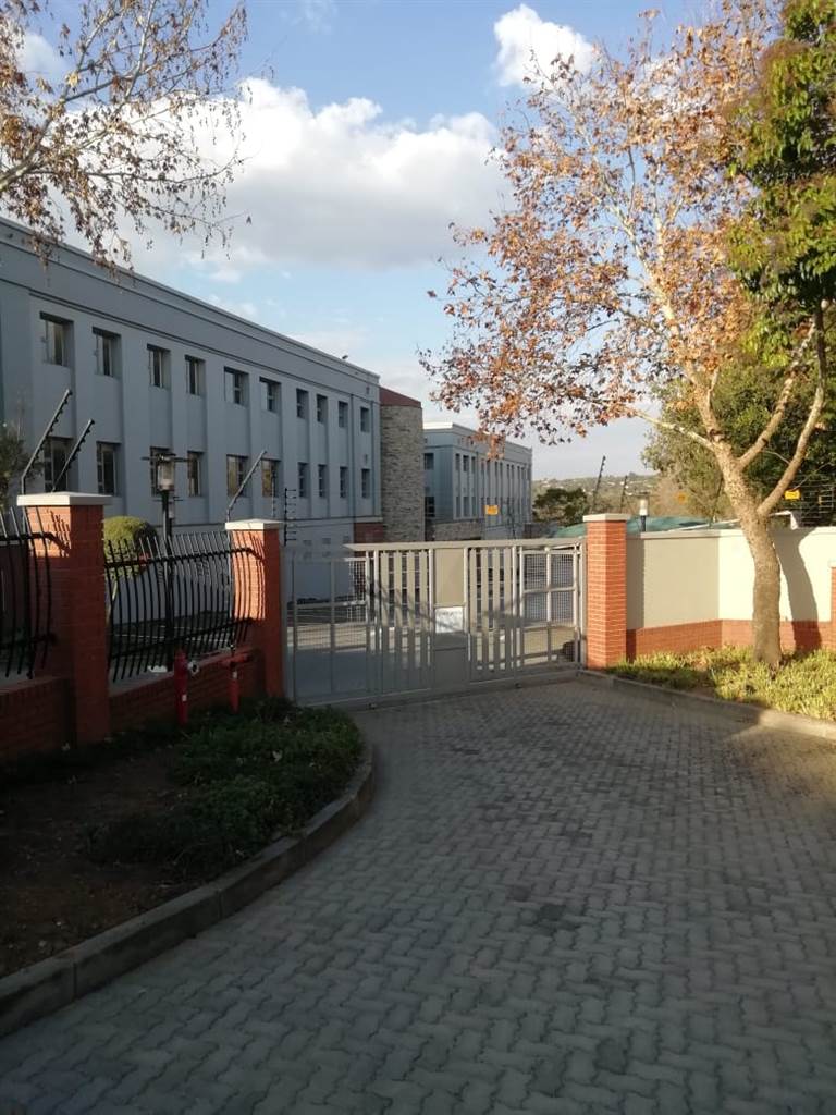 6630  m² Commercial space in Bryanston photo number 4