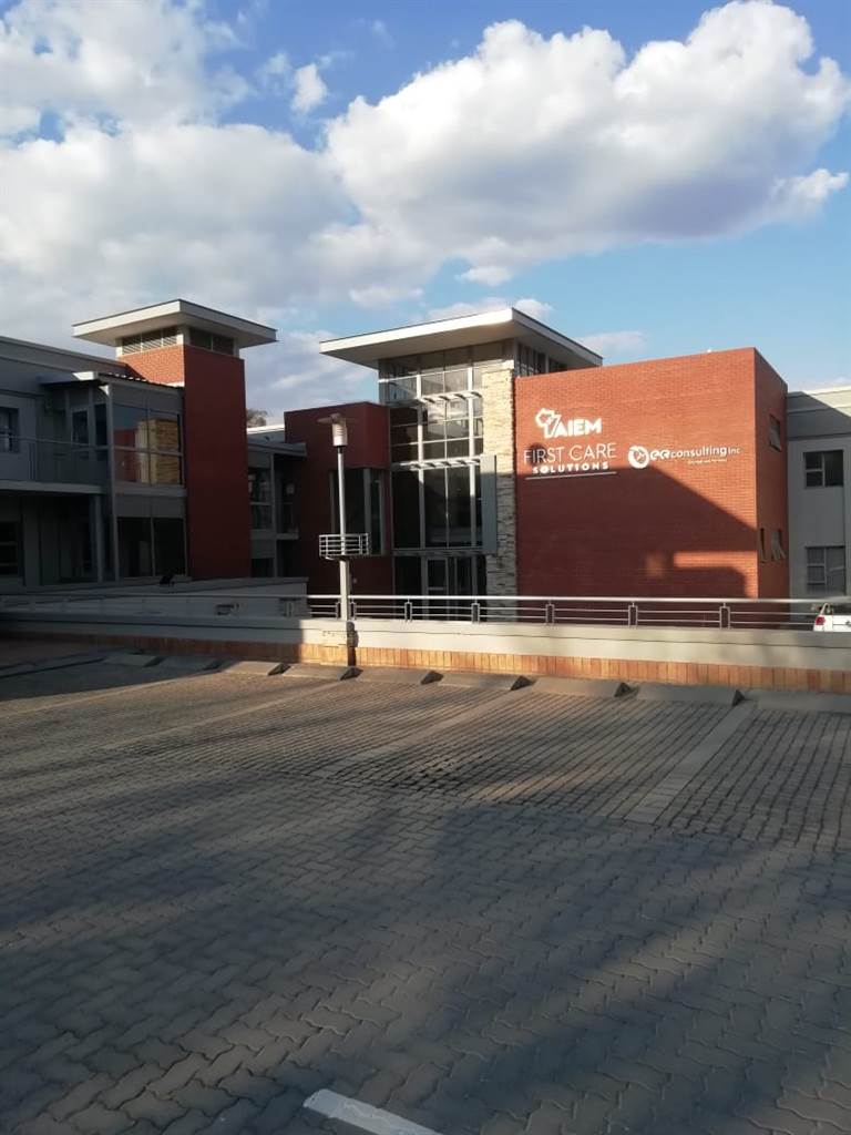 6630  m² Commercial space in Bryanston photo number 12